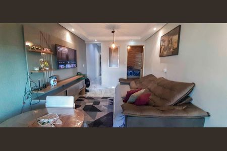 Casa para alugar com 5 quartos, 250m² em Jardim Primeiro de Maio (chacara Fazendinha), Osasco