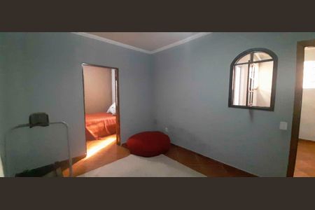 Casa para alugar com 250m², 5 quartos e 3 vagas