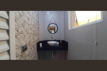Casa para alugar com 250m², 5 quartos e 3 vagas Casa para alugar com 250m², 5 quartos e 3 vagasCasa 1 - Lavabo