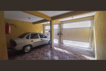 Casa para alugar com 250m², 5 quartos e 3 vagas