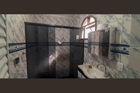 Casa para alugar com 250m², 5 quartos e 3 vagas Casa para alugar com 250m², 5 quartos e 3 vagasCasa 1 - Banheiro Social