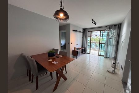 Apartamento para alugar com 2 quartos, 72m² em Recreio dos Bandeirantes, Rio de Janeiro