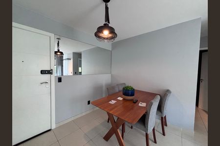 Sala de apartamento para alugar com 2 quartos, 72m² em Recreio dos Bandeirantes, Rio de Janeiro