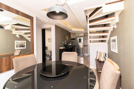 Apartamento à venda com 2 quartos, 120m² em Capão Raso, Curitiba