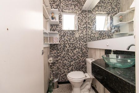 Lavabo de apartamento à venda com 2 quartos, 120m² em Capão Raso, Curitiba