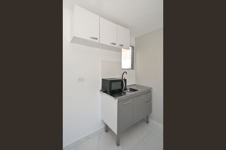 Cozinha de kitnet/studio para alugar com 1 quarto, 20m² em Ferreira, São Paulo