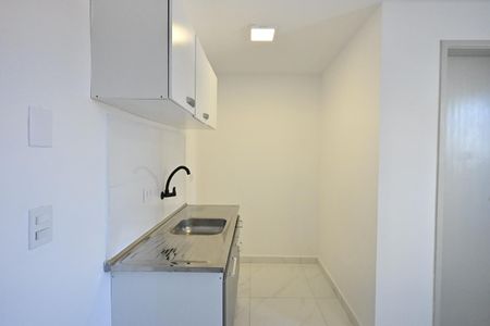 Cozinha de kitnet/studio para alugar com 1 quarto, 20m² em Ferreira, São Paulo