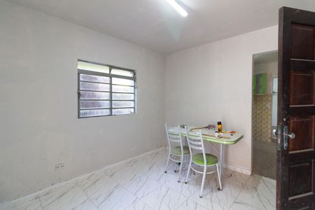 Casa para alugar com 3 quartos, 84m² em Jardim São Jorge, São Paulo