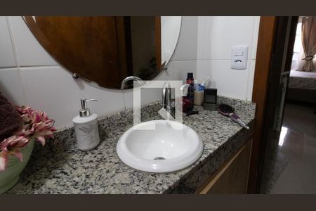 Casa de condomínio para alugar com 131m², 3 quartos e 3 vagas Casa de condomínio para alugar com 131m², 3 quartos e 3 vagasBanheiro