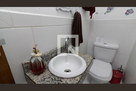 Casa de condomínio para alugar com 131m², 3 quartos e 3 vagas Casa de condomínio para alugar com 131m², 3 quartos e 3 vagasBanheiro