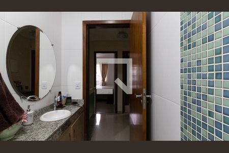 Casa de condomínio para alugar com 131m², 3 quartos e 3 vagas Casa de condomínio para alugar com 131m², 3 quartos e 3 vagasBanheiro