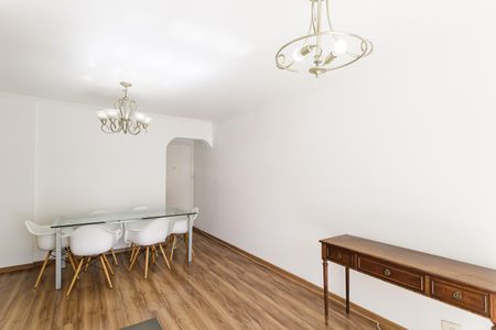 Sala de apartamento para alugar com 3 quartos, 79m² em Vila Olímpia, São Paulo