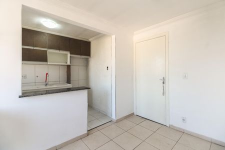 Sala  de apartamento para alugar com 2 quartos, 75m² em Penha de França, São Paulo