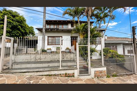 Fachada de casa para alugar com 4 quartos, 486m² em Partenon, Porto Alegre