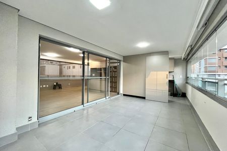 Apartamento à venda com 123m², 3 quartos e 2 vagasVaranda da Sala