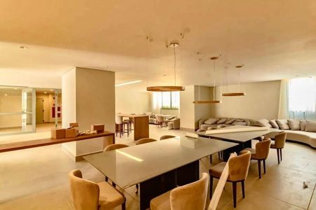 Apartamento à venda com 123m², 3 quartos e 2 vagasÁrea comum - Salão de festas
