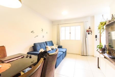 Sala de casa de condomínio à venda com 2 quartos, 68m² em Cidade Nitro Operária, São Paulo