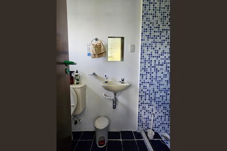 Casa para alugar com 300m², 8 quartos e 2 vagas Casa para alugar com 300m², 8 quartos e 2 vagasBanheiro