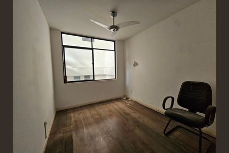 Casa para alugar com 300m², 8 quartos e 2 vagas Casa para alugar com 300m², 8 quartos e 2 vagassala