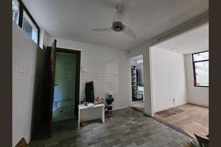 cozinha  de casa para alugar com 8 quartos, 300m² em Federação, Salvador