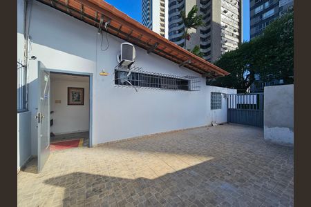 Garagem de casa para alugar com 8 quartos, 300m² em Federação, Salvador