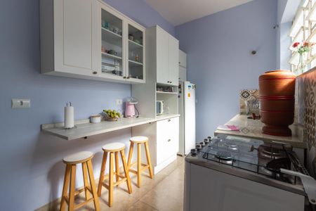 Cozinha e Área de Serviço de apartamento para alugar com 2 quartos, 68m² em Pinheiros, São Paulo