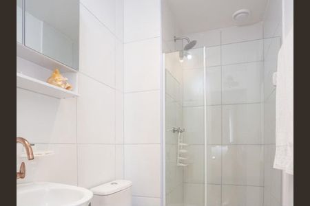 Banheiro de apartamento à venda com 2 quartos, 47m² em Recreio dos Bandeirantes, Rio de Janeiro
