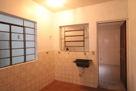 Lavanderia de casa para alugar com 2 quartos, 38m² em Jardim Varginha, São Paulo