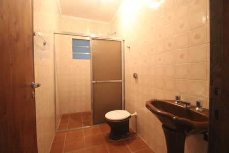 Banheiro de casa para alugar com 2 quartos, 38m² em Jardim Varginha, São Paulo