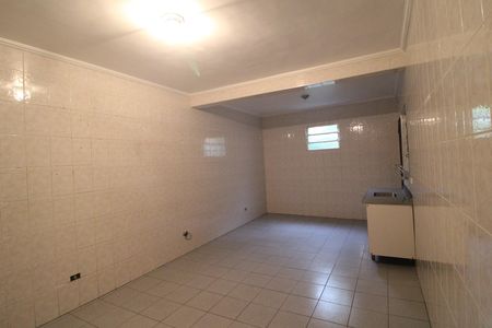 Cozinha de casa para alugar com 2 quartos, 38m² em Jardim Varginha, São Paulo