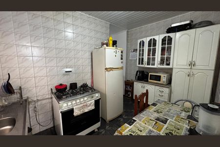 Casa à venda com 125m², 3 quartos e 1 vaga Casa à venda com 125m², 3 quartos e 1 vagaCozinha