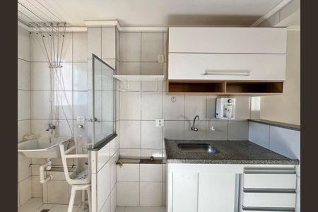 Apartamento para alugar com 60m², 3 quartos e 2 vagas Apartamento para alugar com 60m², 3 quartos e 2 vagasCozinha e Área de Serviço
