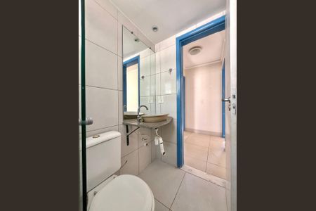 Apartamento para alugar com 60m², 3 quartos e 2 vagas Apartamento para alugar com 60m², 3 quartos e 2 vagasBanheiro