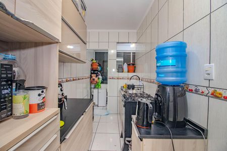 Cozinha e Área de Serviço de apartamento à venda com 2 quartos, 55m² em Passo D’areia, Porto Alegre