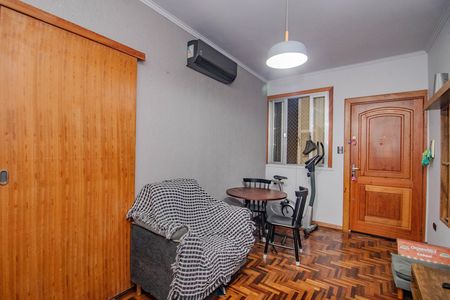 Sala de apartamento à venda com 2 quartos, 55m² em Passo D’areia, Porto Alegre