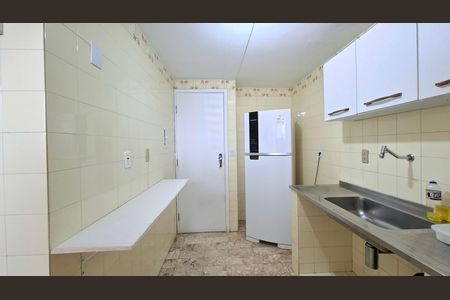 Apartamento para alugar com 56m², 1 quarto e 1 vaga Apartamento para alugar com 56m², 1 quarto e 1 vagaCozinha