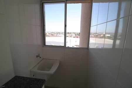 Área de Serviço de apartamento para alugar com 2 quartos, 56m² em Marta Helena, Uberlândia