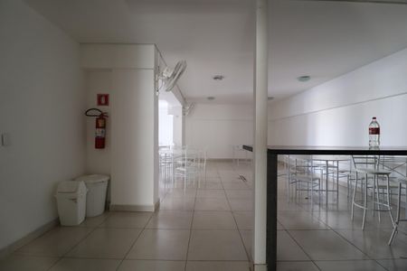 Apartamento para alugar com 56m², 2 quartos e 1 vagaÁrea comum - Salão de festas