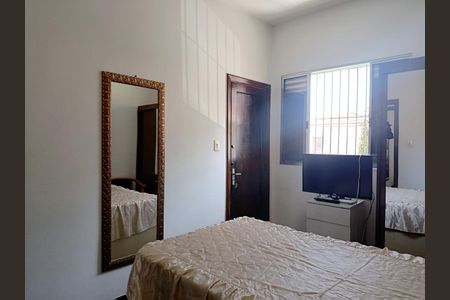 Casa para alugar com 180m², 4 quartos e 2 vagas Casa para alugar com 180m², 4 quartos e 2 vagasQuarto 1