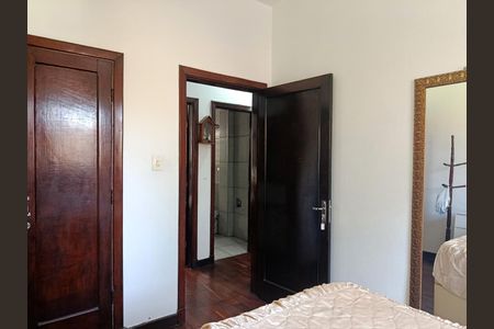 Casa para alugar com 180m², 4 quartos e 2 vagas Casa para alugar com 180m², 4 quartos e 2 vagasQuarto 1