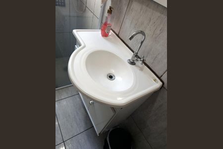 Casa para alugar com 180m², 4 quartos e 2 vagas Casa para alugar com 180m², 4 quartos e 2 vagasBanheiro da suíte 2