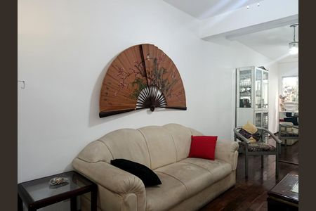 Casa para alugar com 180m², 4 quartos e 2 vagas Casa para alugar com 180m², 4 quartos e 2 vagasSala