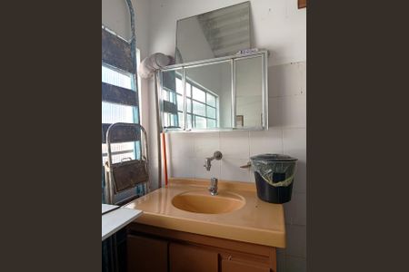 Casa para alugar com 180m², 4 quartos e 2 vagas Casa para alugar com 180m², 4 quartos e 2 vagasÁrea de Serviço