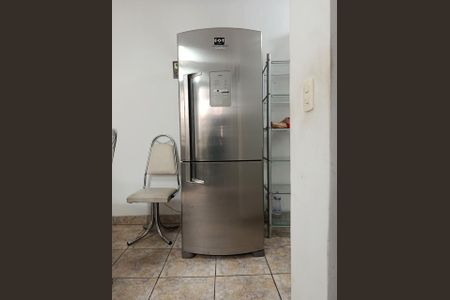 Casa para alugar com 180m², 4 quartos e 2 vagas Casa para alugar com 180m², 4 quartos e 2 vagasCozinha