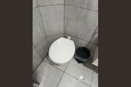 Casa para alugar com 180m², 4 quartos e 2 vagas Casa para alugar com 180m², 4 quartos e 2 vagasBanheiro da suíte 1