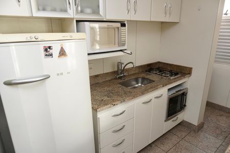Apartamento para alugar com 53m², 2 quartos e 1 vaga Apartamento para alugar com 53m², 2 quartos e 1 vagaCozinha e Área de Serviço