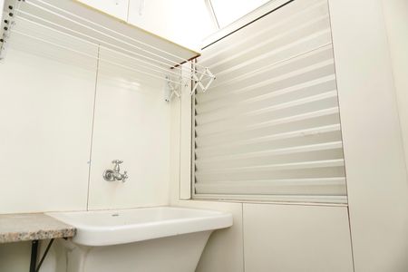 Apartamento para alugar com 53m², 2 quartos e 1 vaga Apartamento para alugar com 53m², 2 quartos e 1 vagaCozinha e Área de Serviço