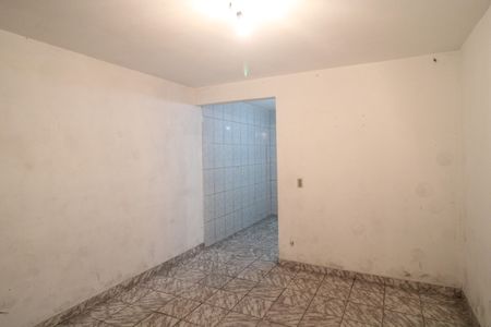 Quarto de casa para alugar com 1 quarto, 35m² em Jardim Varginha, São Paulo