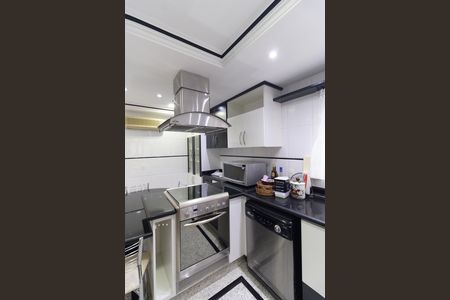 Cozinha de apartamento à venda com 3 quartos, 126m² em Bosque da Saúde, São Paulo