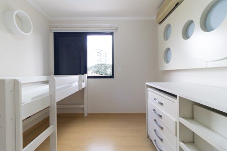 Apartamento à venda com 126m², 3 quartos e 3 vagasQuarto 2
